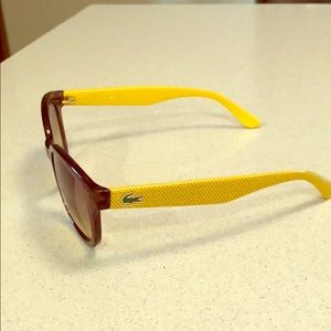 Lacoste women’s vintage looking sunglasses